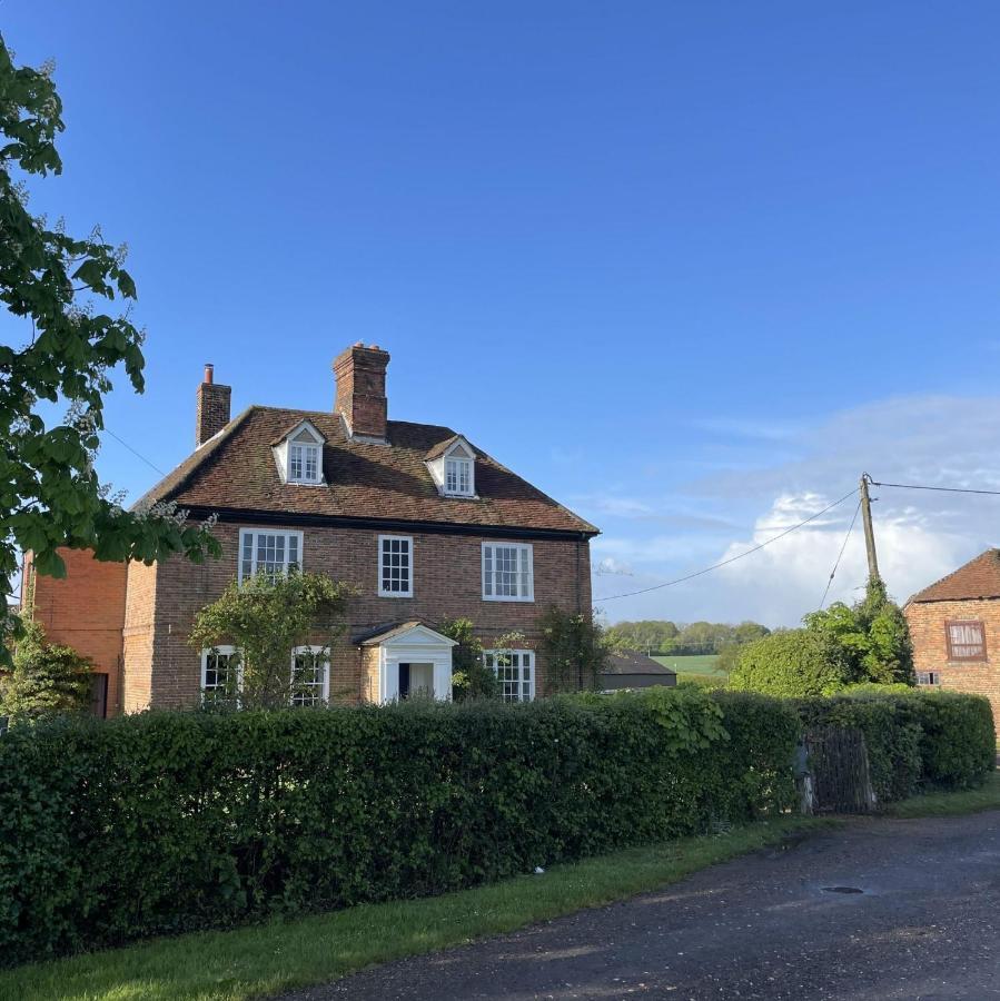 Little Park Farm Queen Anne Farmhouse & Apartments Stratfield Mortimer Buitenkant foto