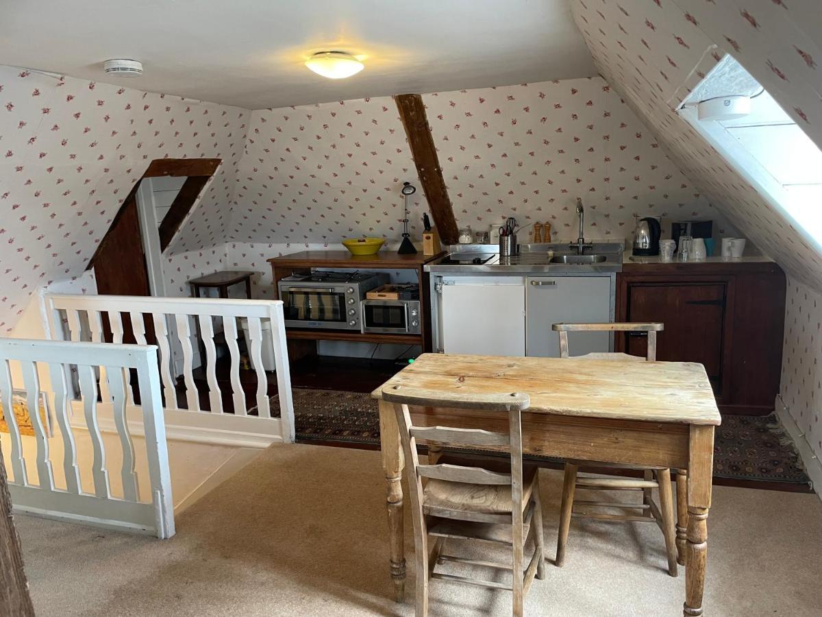 Little Park Farm Queen Anne Farmhouse & Apartments Stratfield Mortimer Buitenkant foto