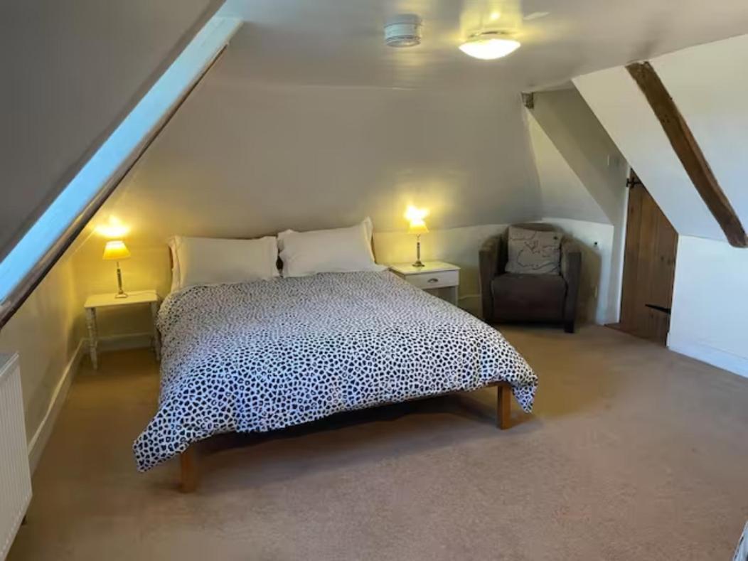 Little Park Farm Queen Anne Farmhouse & Apartments Stratfield Mortimer Buitenkant foto